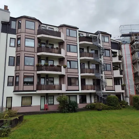 Apartment Zentrale Und Gemuetliche *